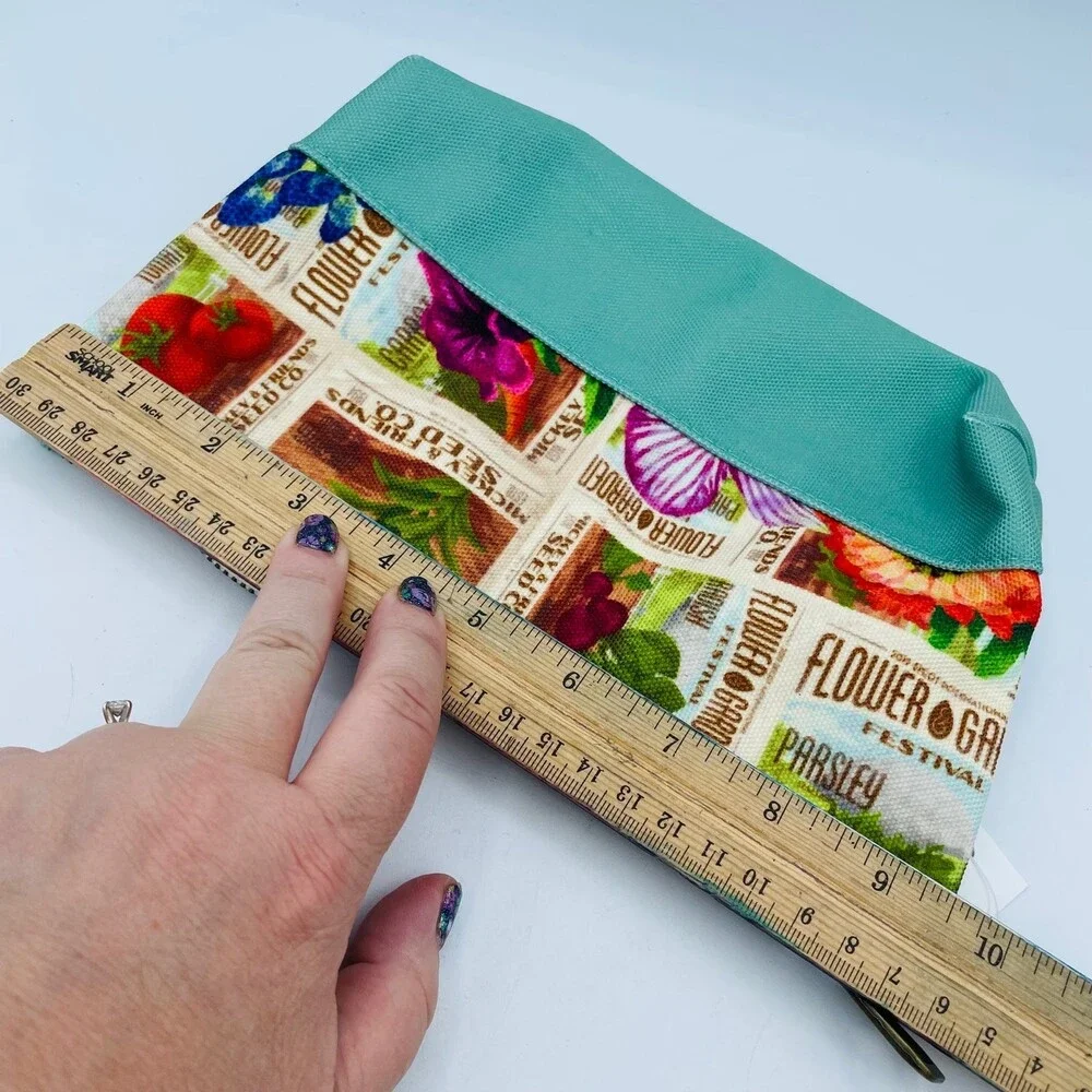Disney World EPCOT Flower & Garden Festival Seed Packet Zipper Pouch Bag NWT